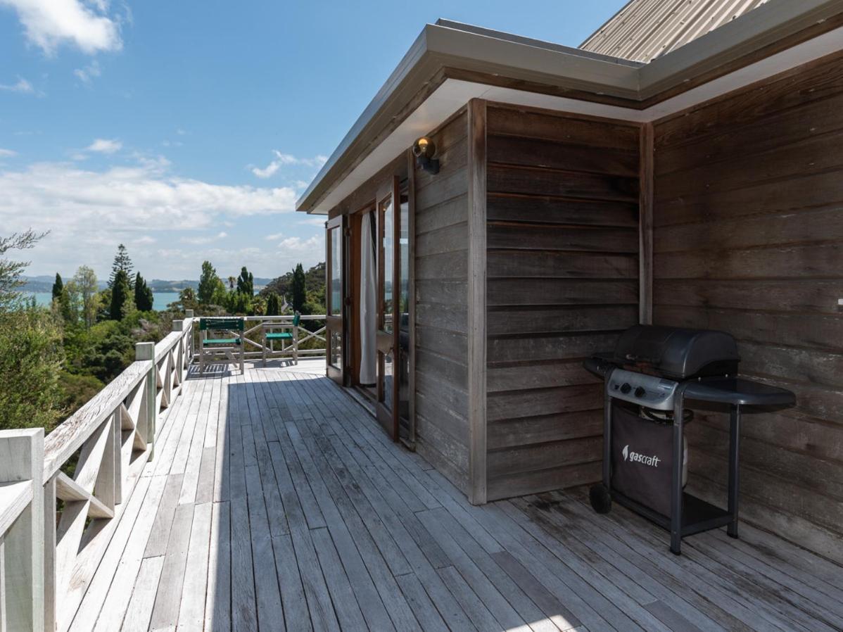 Te Maiki Escape - Russell Holiday Home Exterior photo